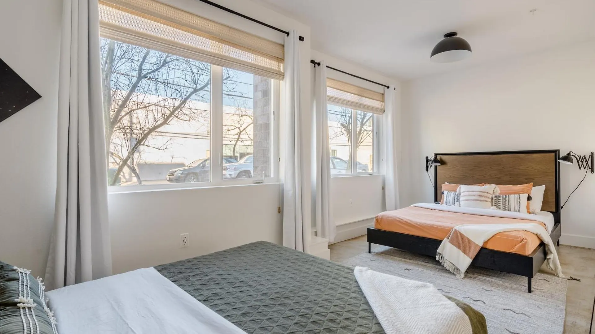 Studio Bliss Dual-Queen Stay In Vibrant Alberta Portland United States